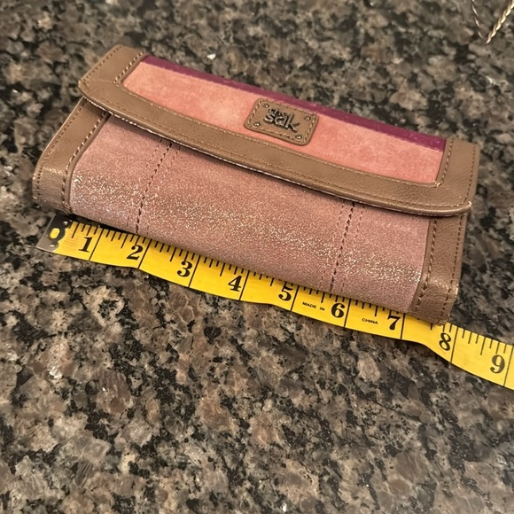 The Sak trifold glitter leather wallet EUC - Picture 12 of 14